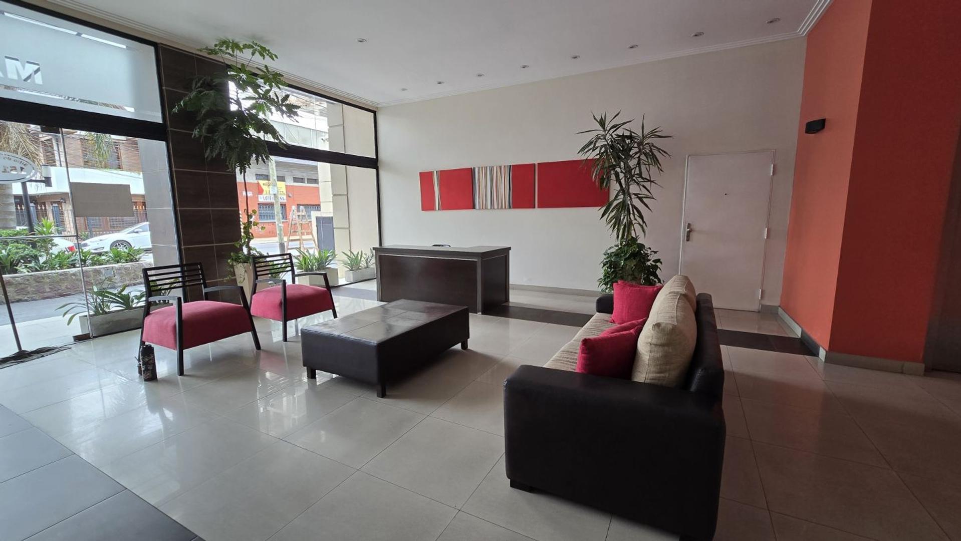 SITIO DE MONTEVIDEO 1500, Piso 5