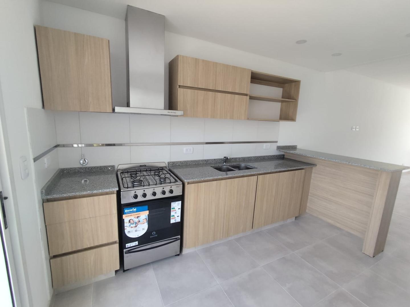 Depto Tipo Casa en Venta en Ituzaingo Norte, USD 140.000