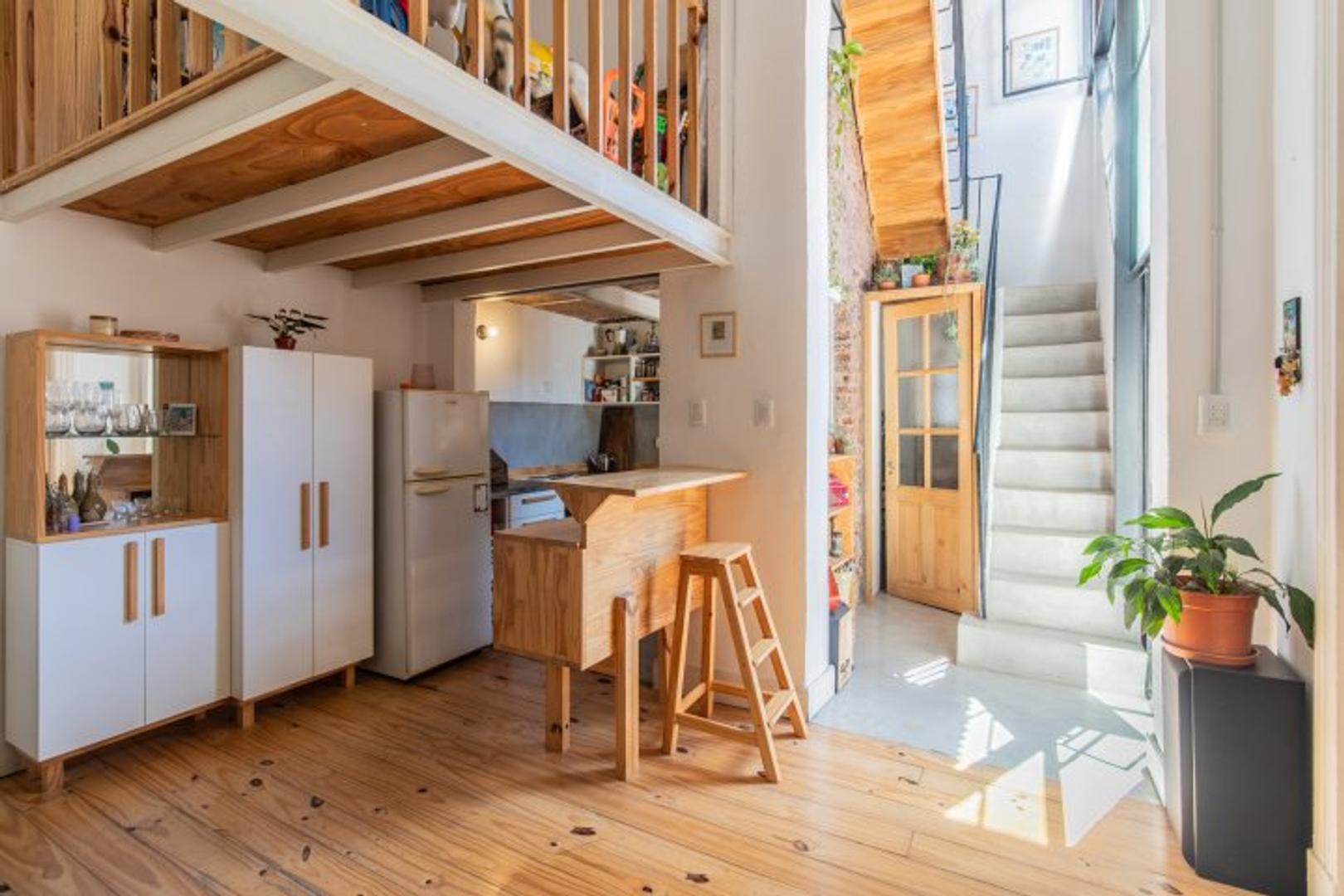 Depto Tipo Casa en Venta 43 años