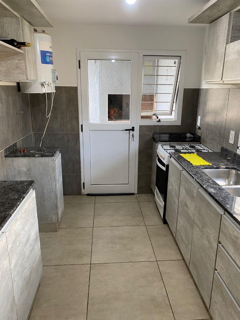 Av. Armada Argentina 2400