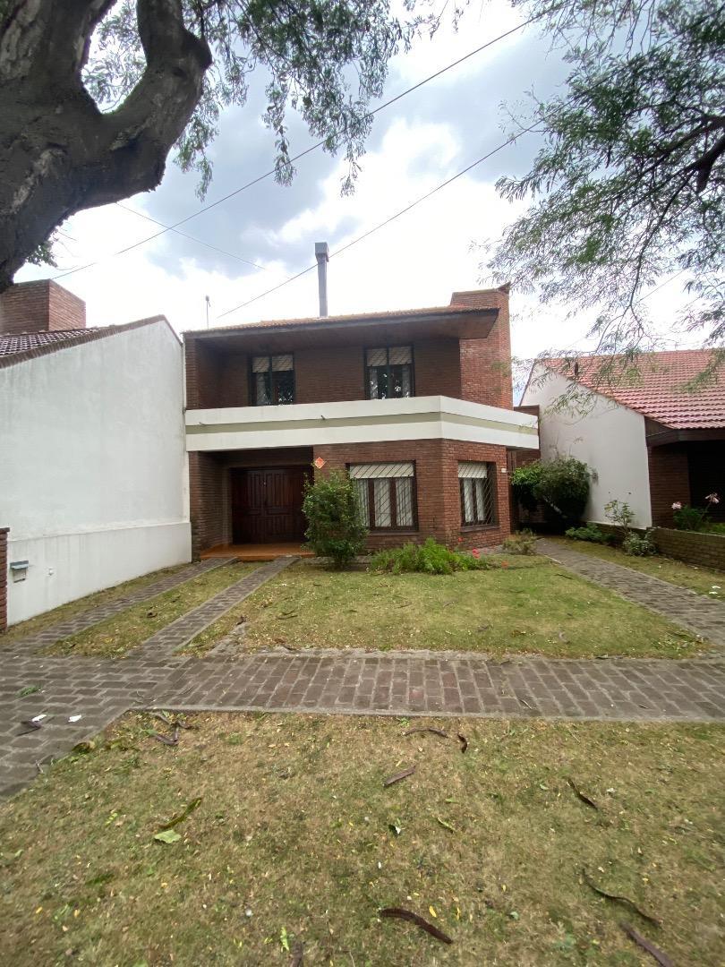 Casa en Venta en Parque Luro, USD 247.000