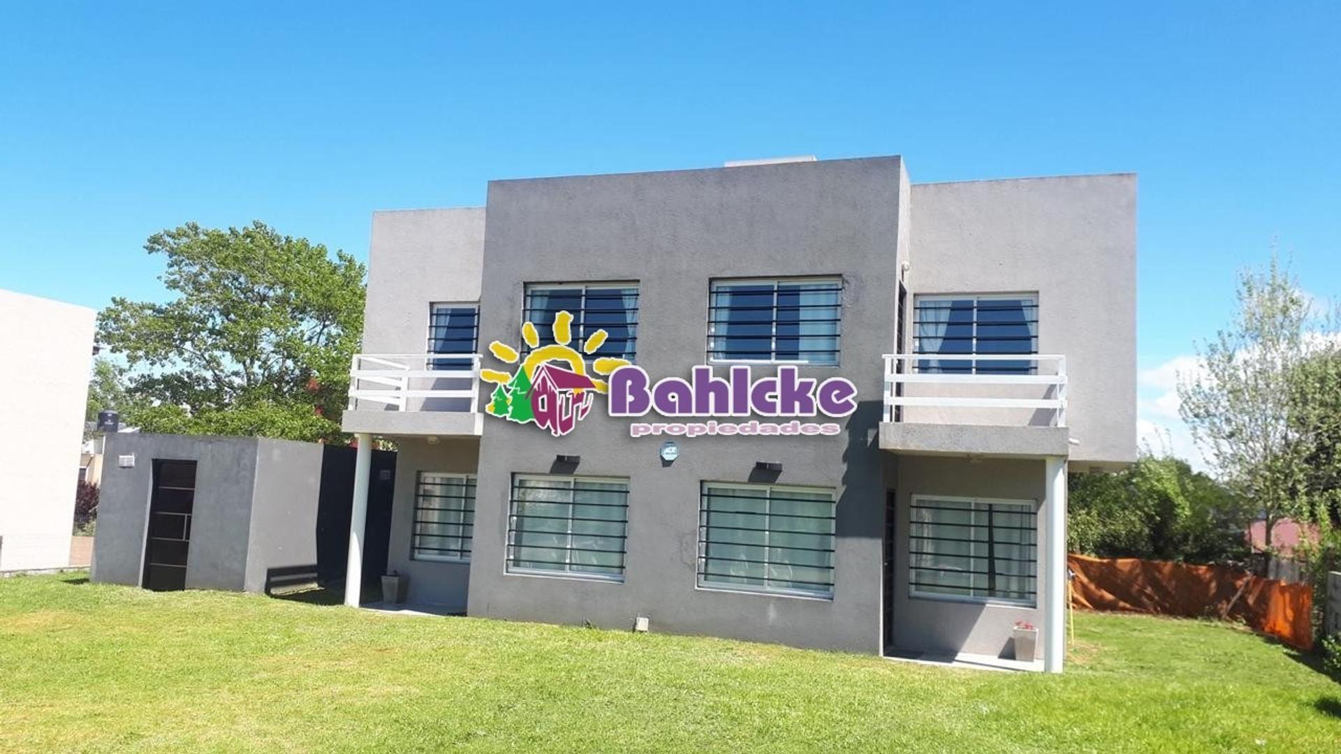 Venta 2 duplex en block con planos aprobados p/ 4 duplex mas