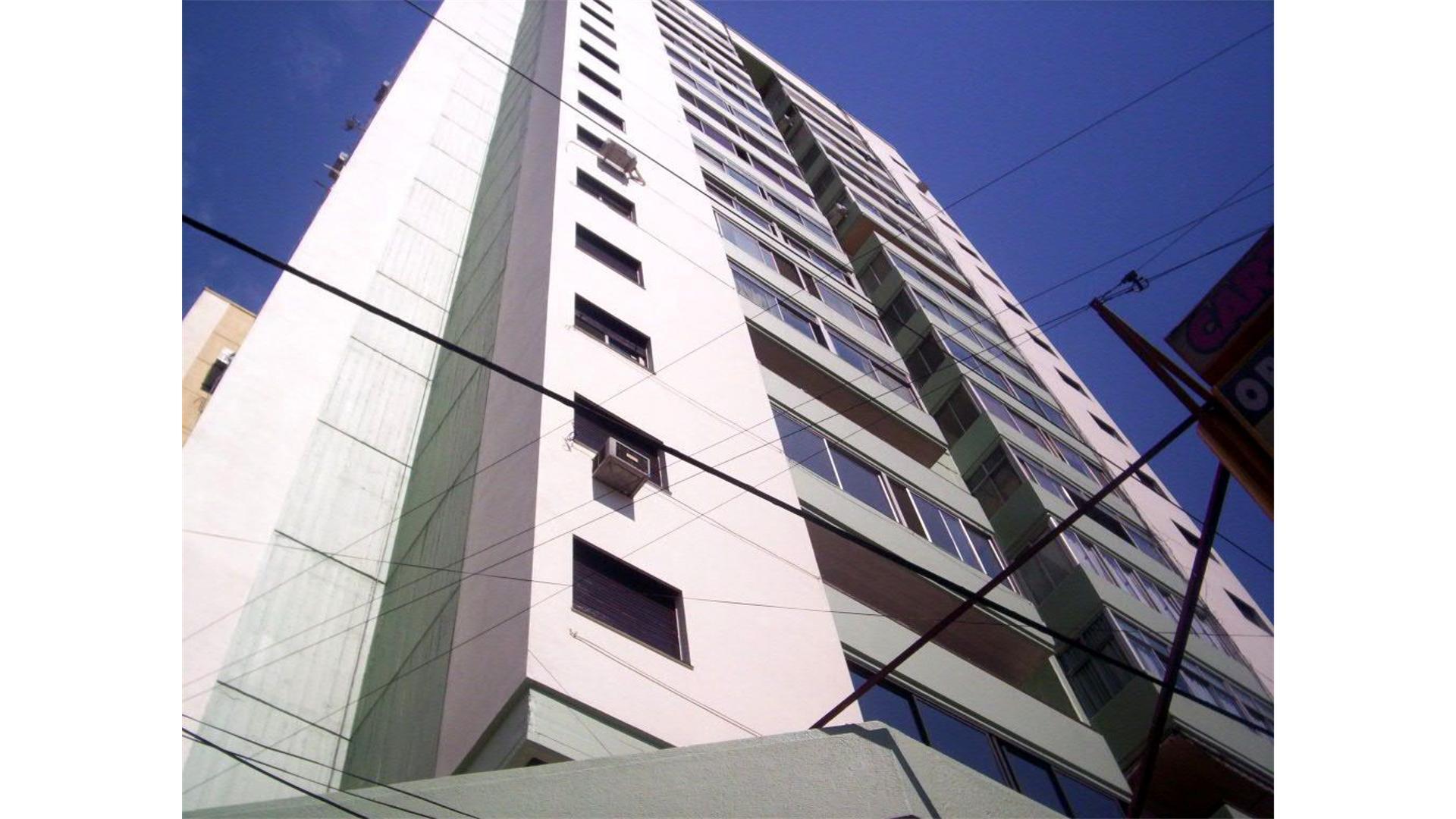 AVELLANEDA CENTRO 3 AMBIENTES AL FRENTE