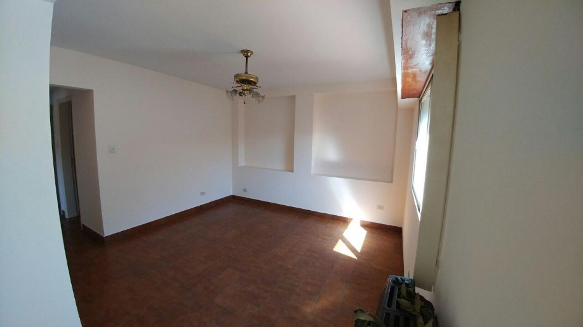 Casa en Venta en Ituzaingo, USD 85.000