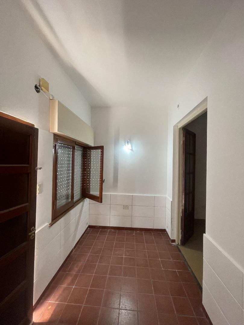 Depto Tipo Casa en Alquiler de Monoambiente
