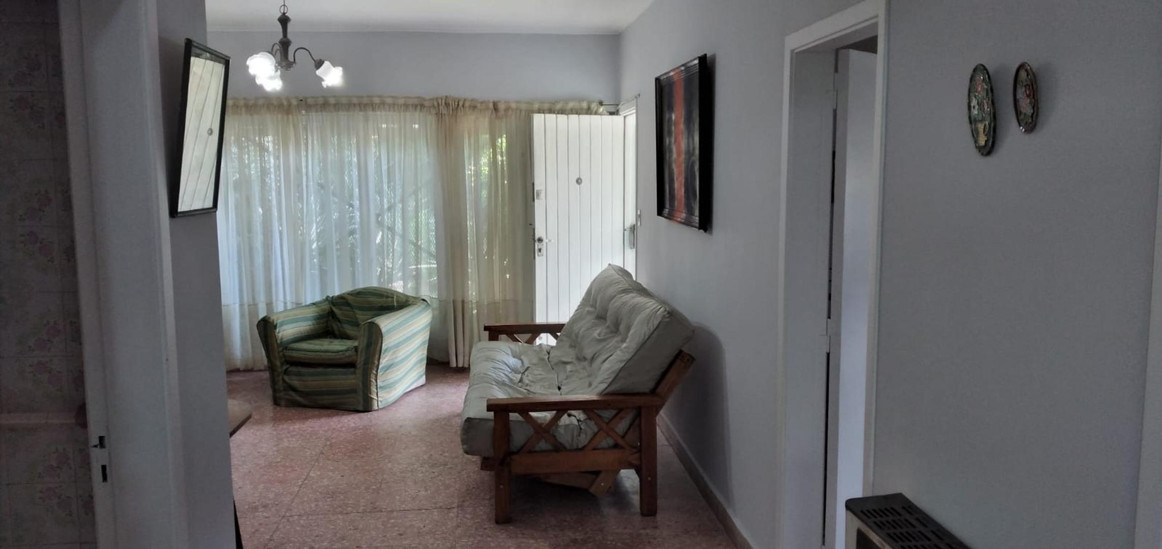 Casa en Alquiler Temporal con 1 cochera