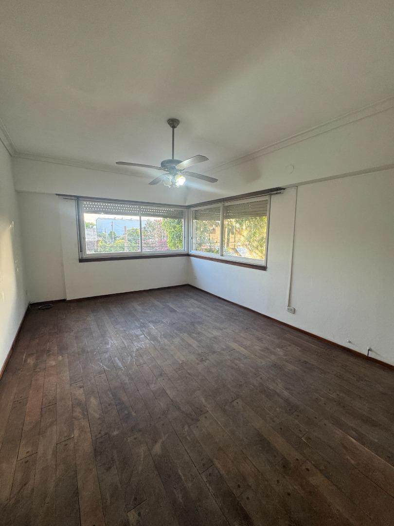 Departamento de 70 m² con 2 Habitaciones en Alquiler en Reme