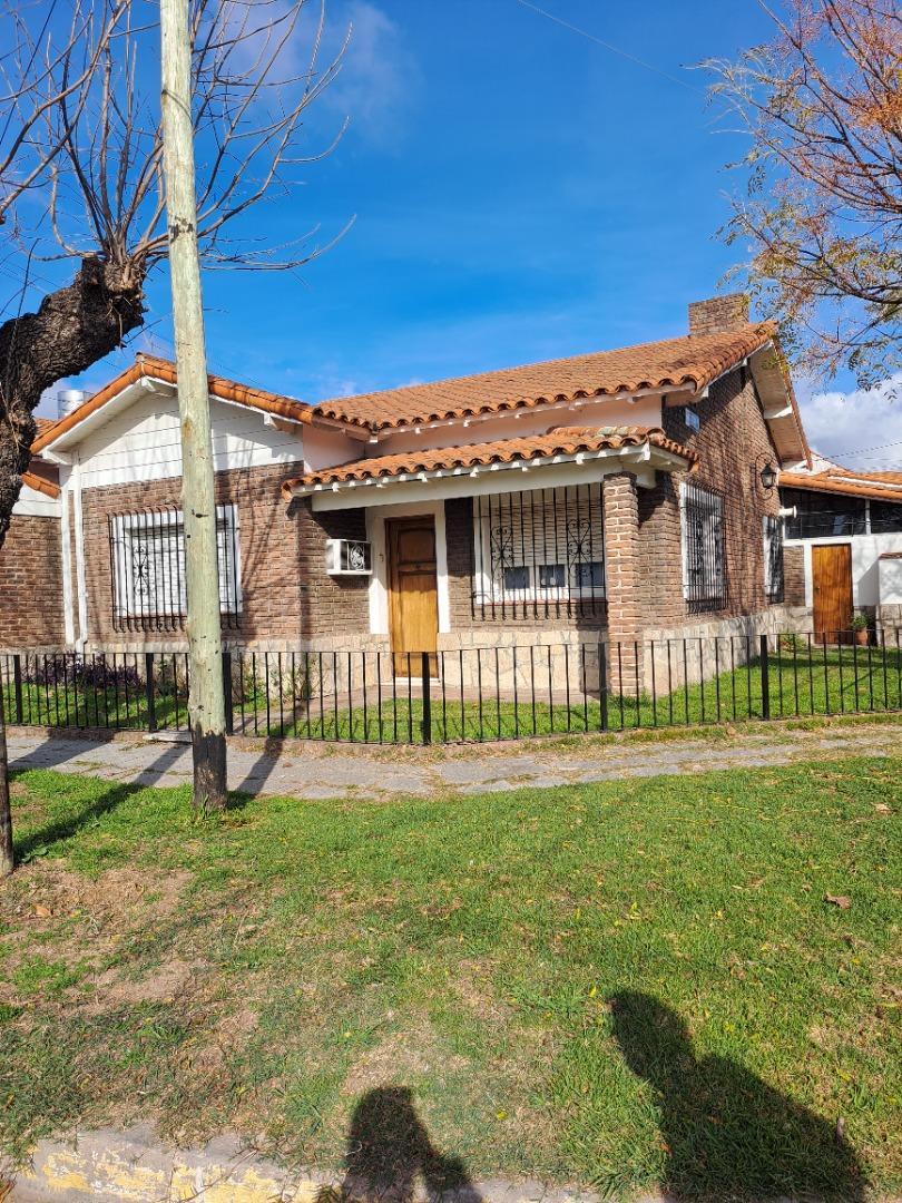 Chalet Venta Don Bosco. 4 amb c/ gge y fdo libre.