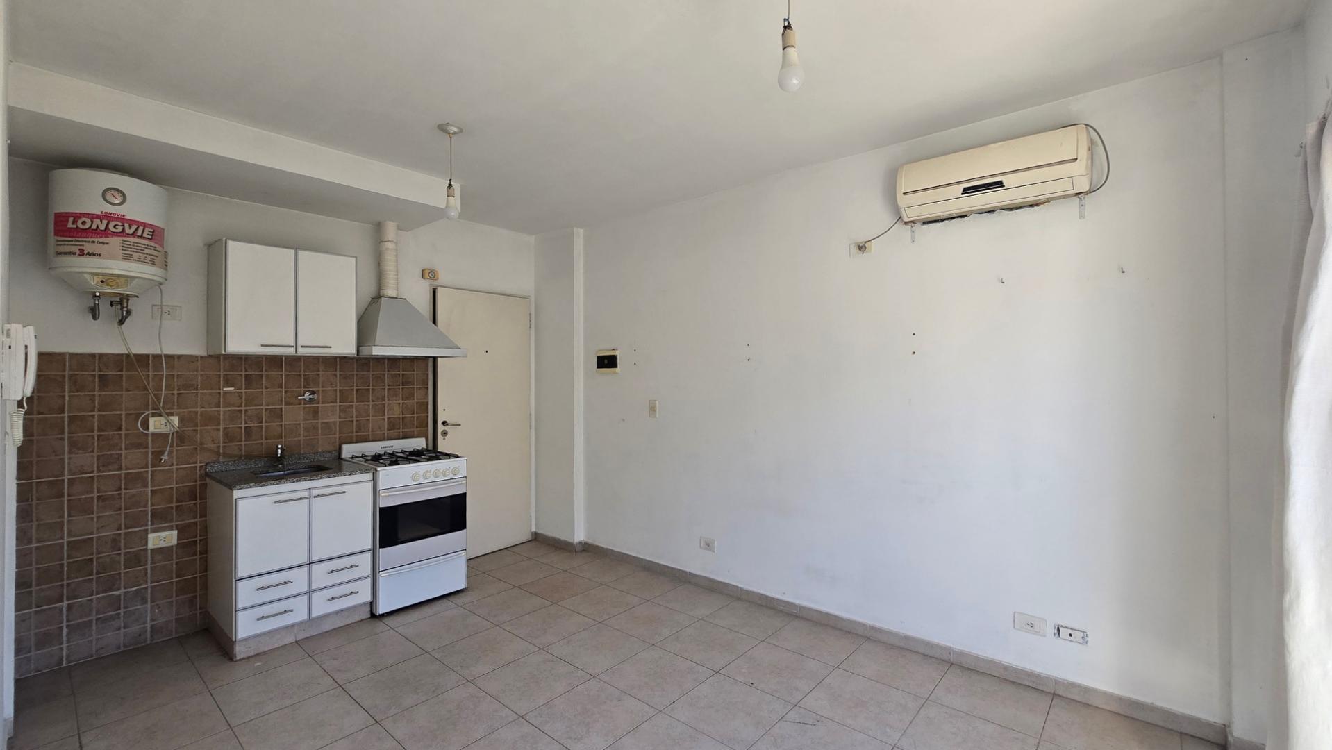 Departamento en Alquiler en Ramos Mejia, $ 350.000