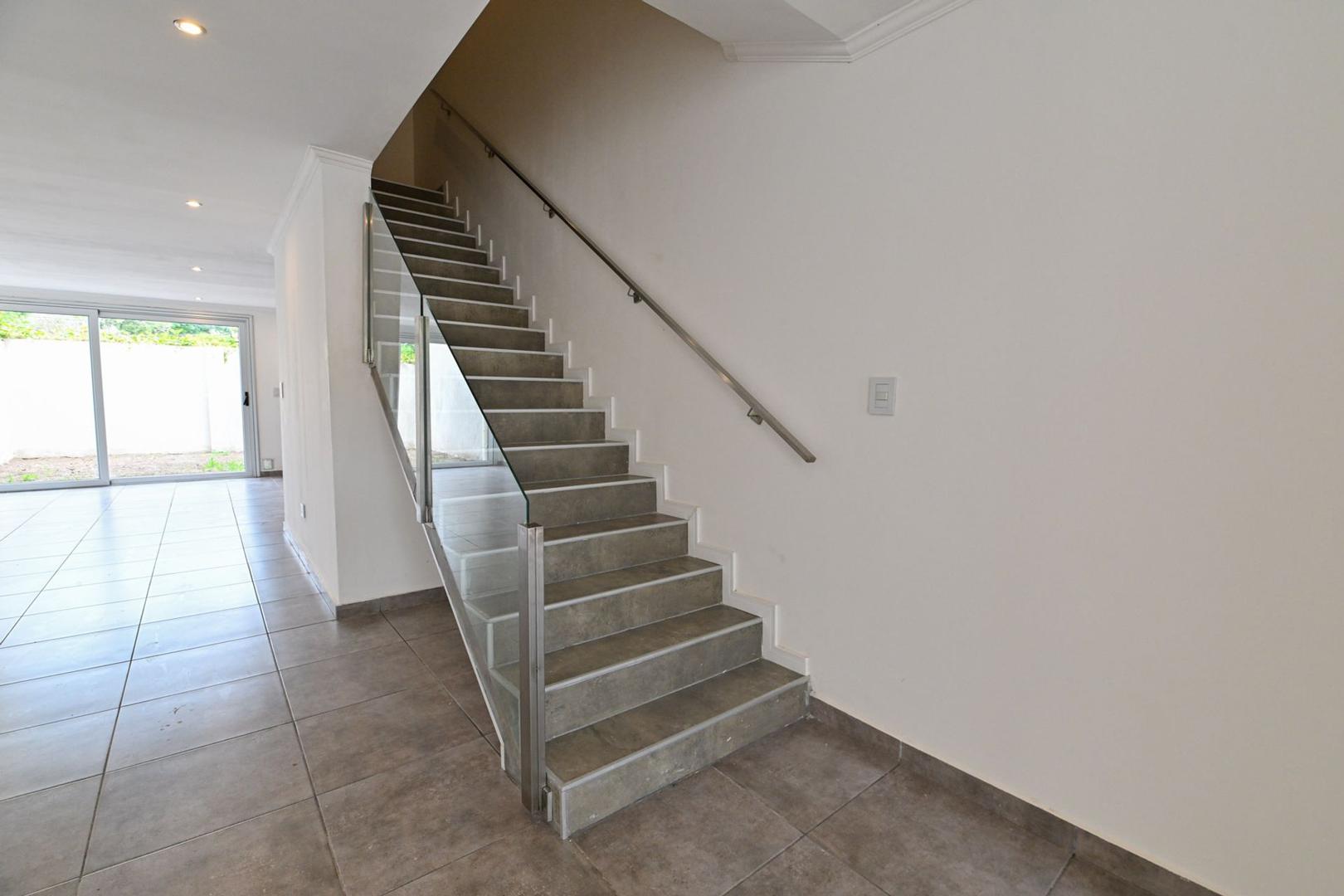 Departamento en Alquiler de 3 ambientes