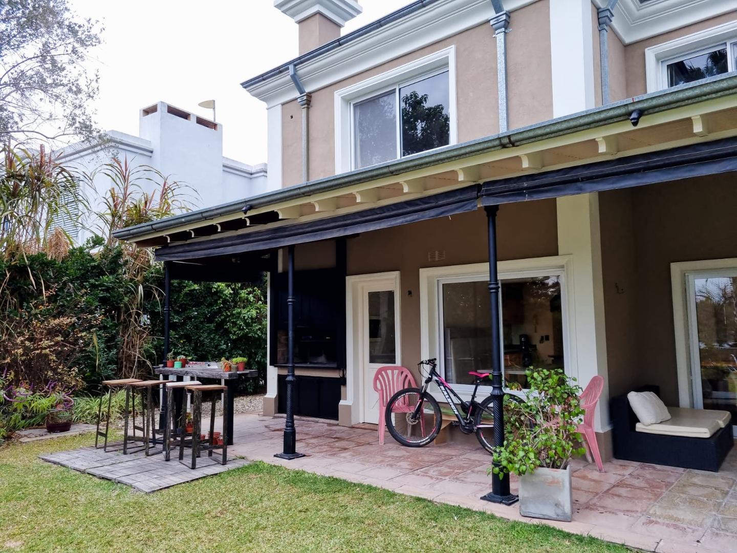 Casa en Alquiler de 4 dormitorios