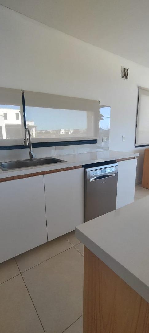 Casa en Alquiler al Noroeste