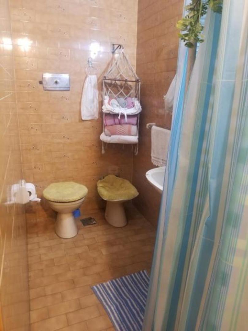 Depto Tipo Casa 4 ambientes con 2 baños