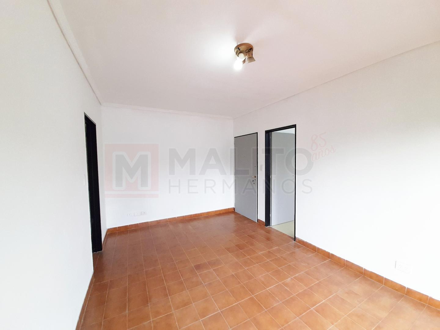 Gabriela Mistral 2462 , Piso 3