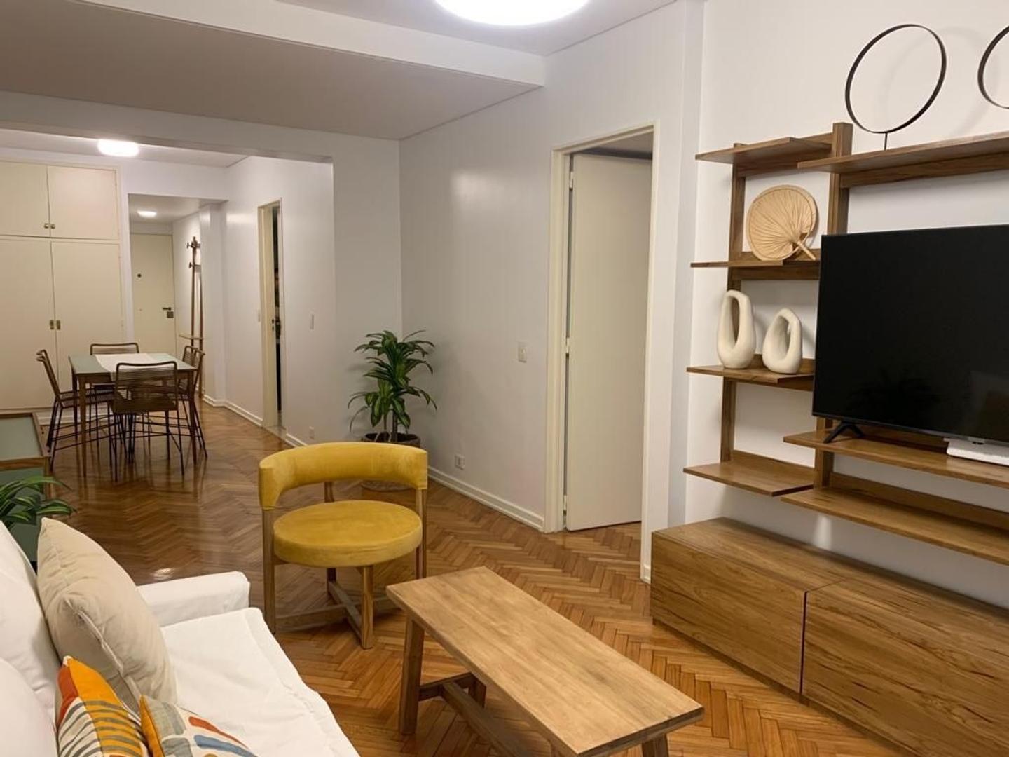 Rodríguez Peña 1700