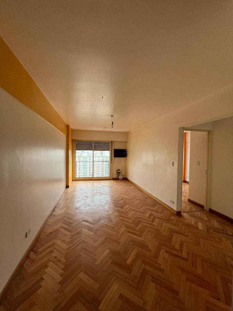 Alquiler departamento 2 ambientes  - CABALLITO
