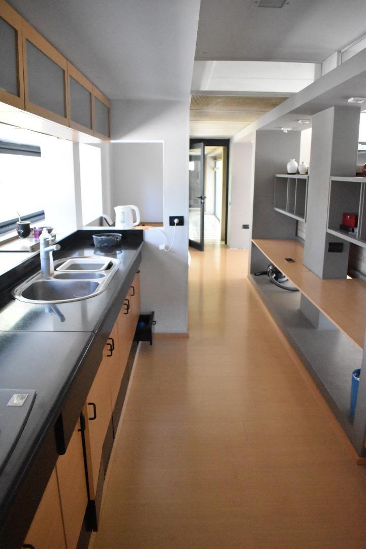 Casa 5 ambientes con 5 baños