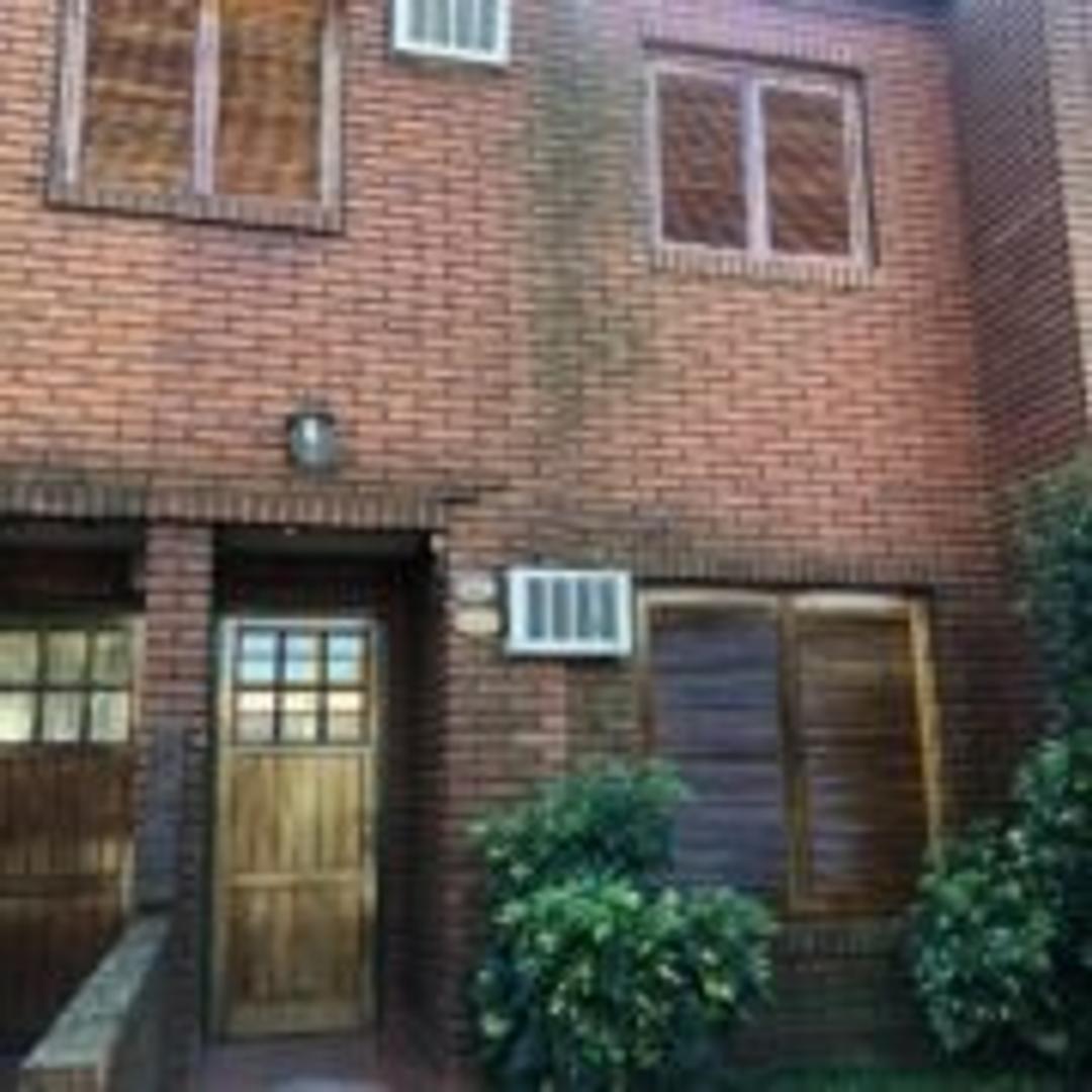 DUPLEX EN ZONA RESIDENCIAL