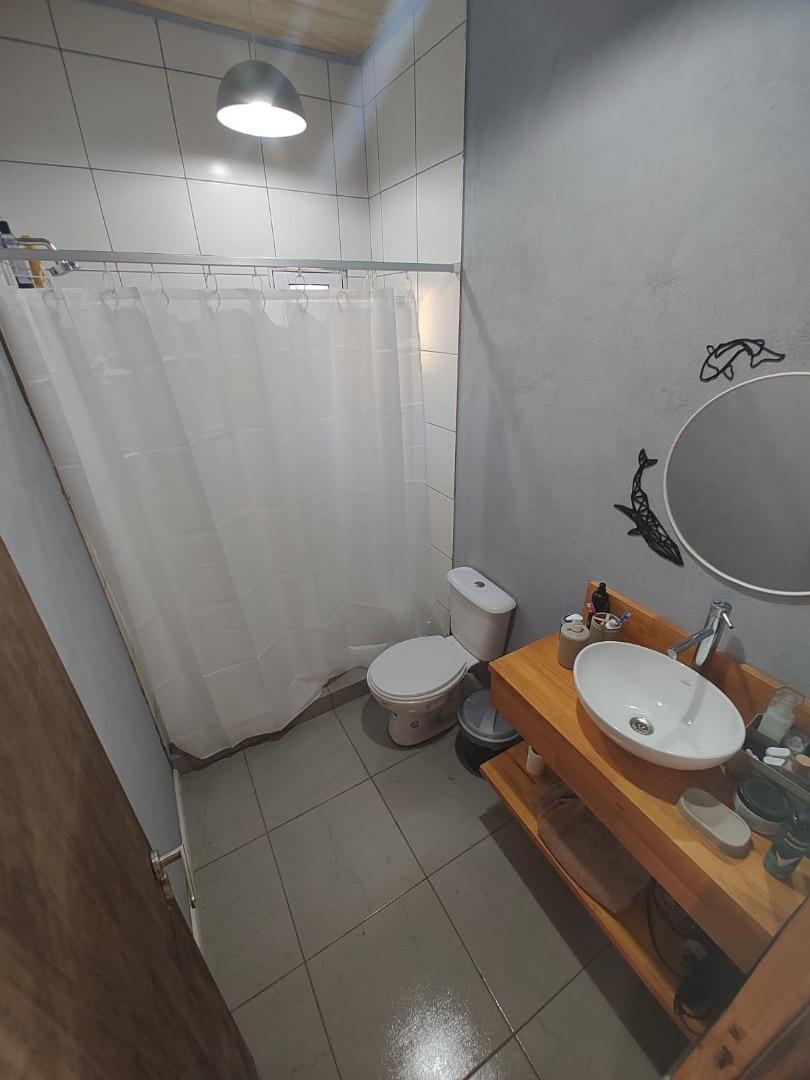 Casa 2 ambientes a 7 cuadras del mar