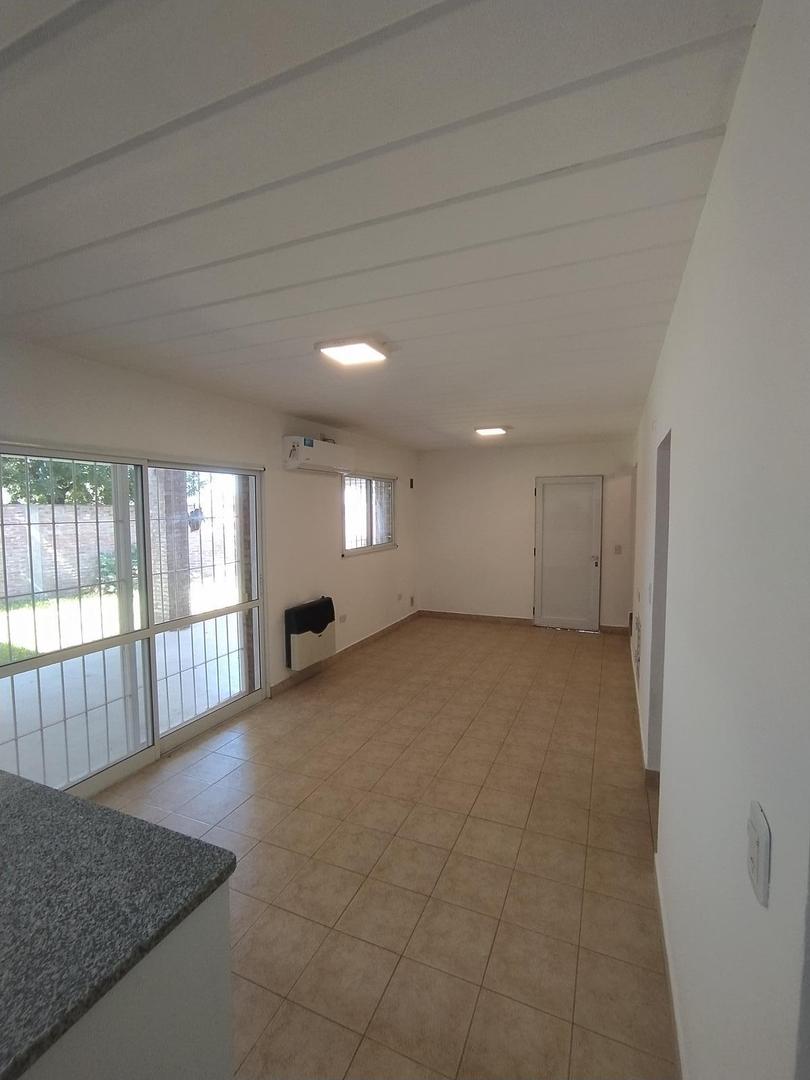 Departamento en Alquiler con 1 cocheras