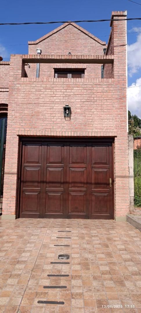 Casa en Alquiler en Barrio Tres Cerritos, $ 1.900.000