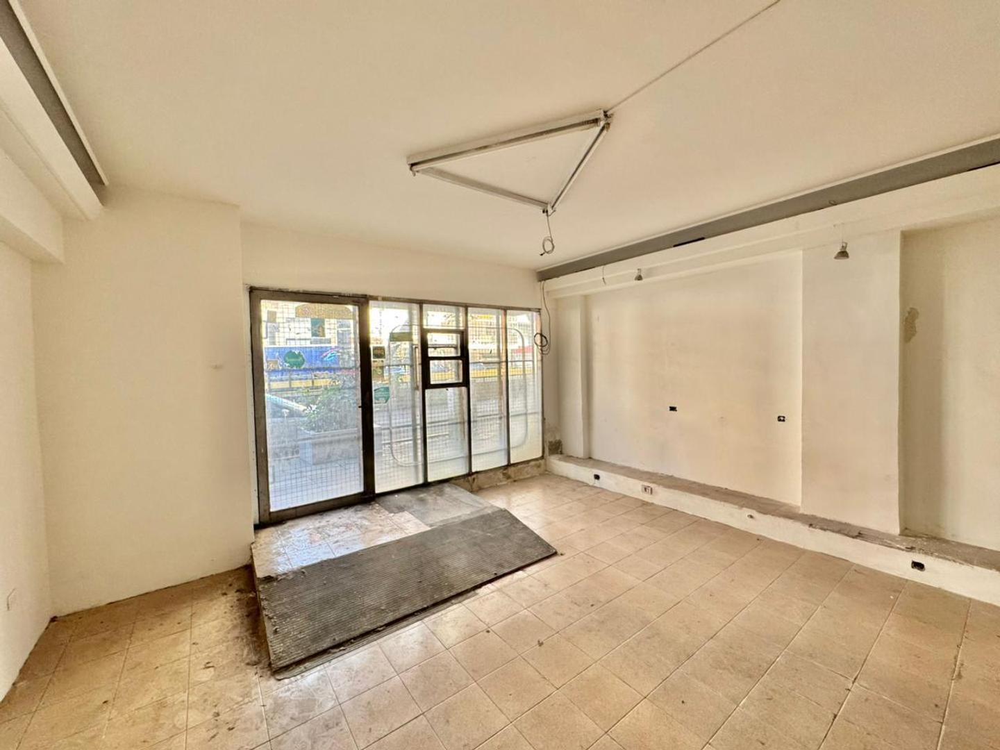 Av Santa Fe  al 5200