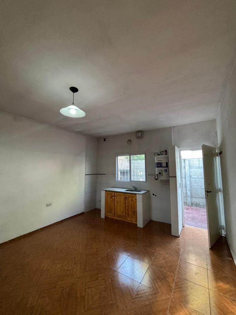 Casa en Alquiler de 1 dormitorio