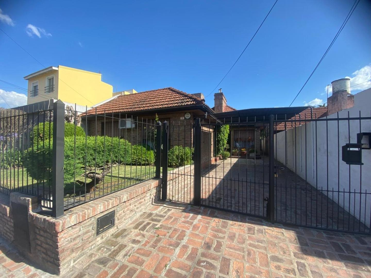 Hermosa casa en Pilar Centro