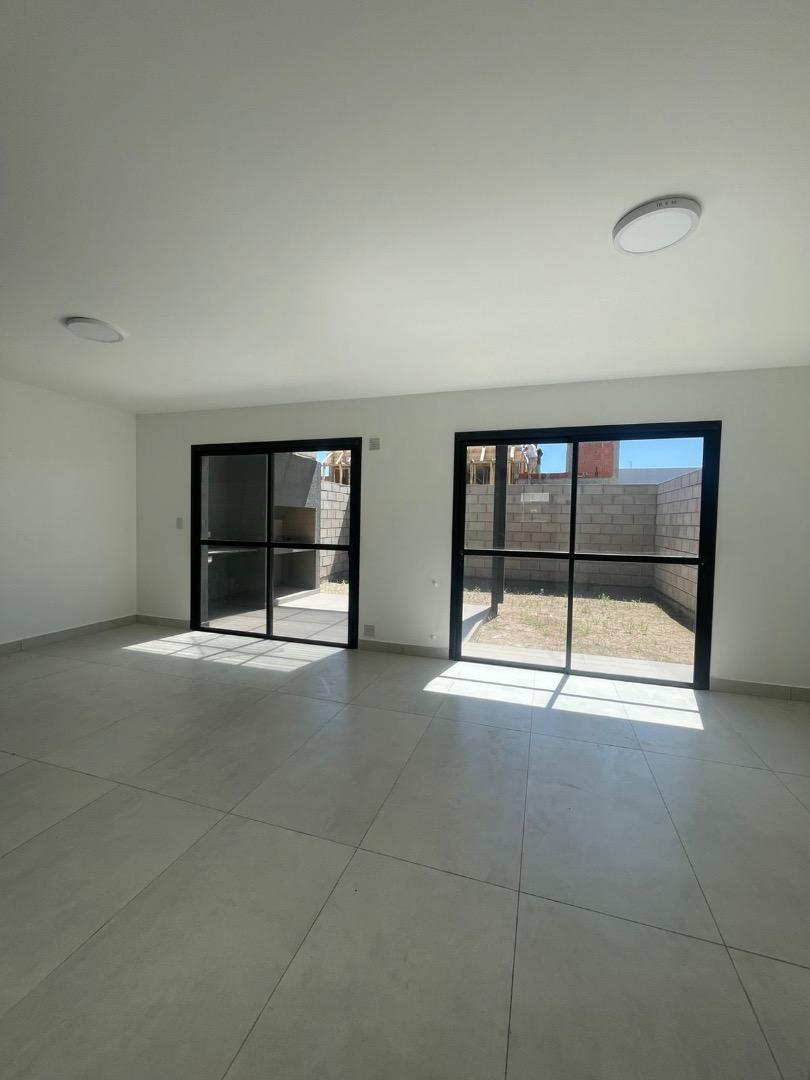 Casa en Alquiler de 2 dormitorios