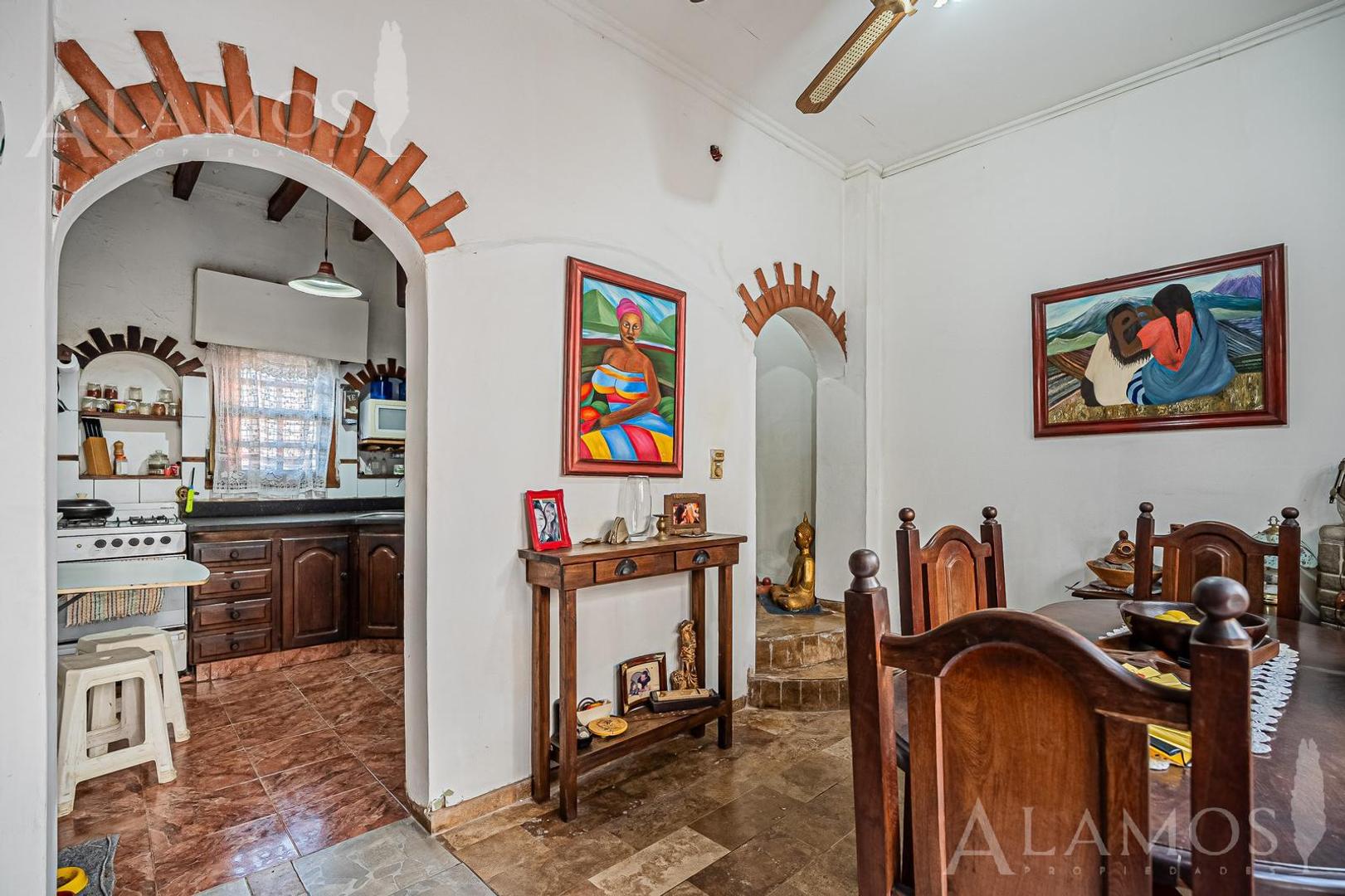 Casa en Venta con 1 cochera
