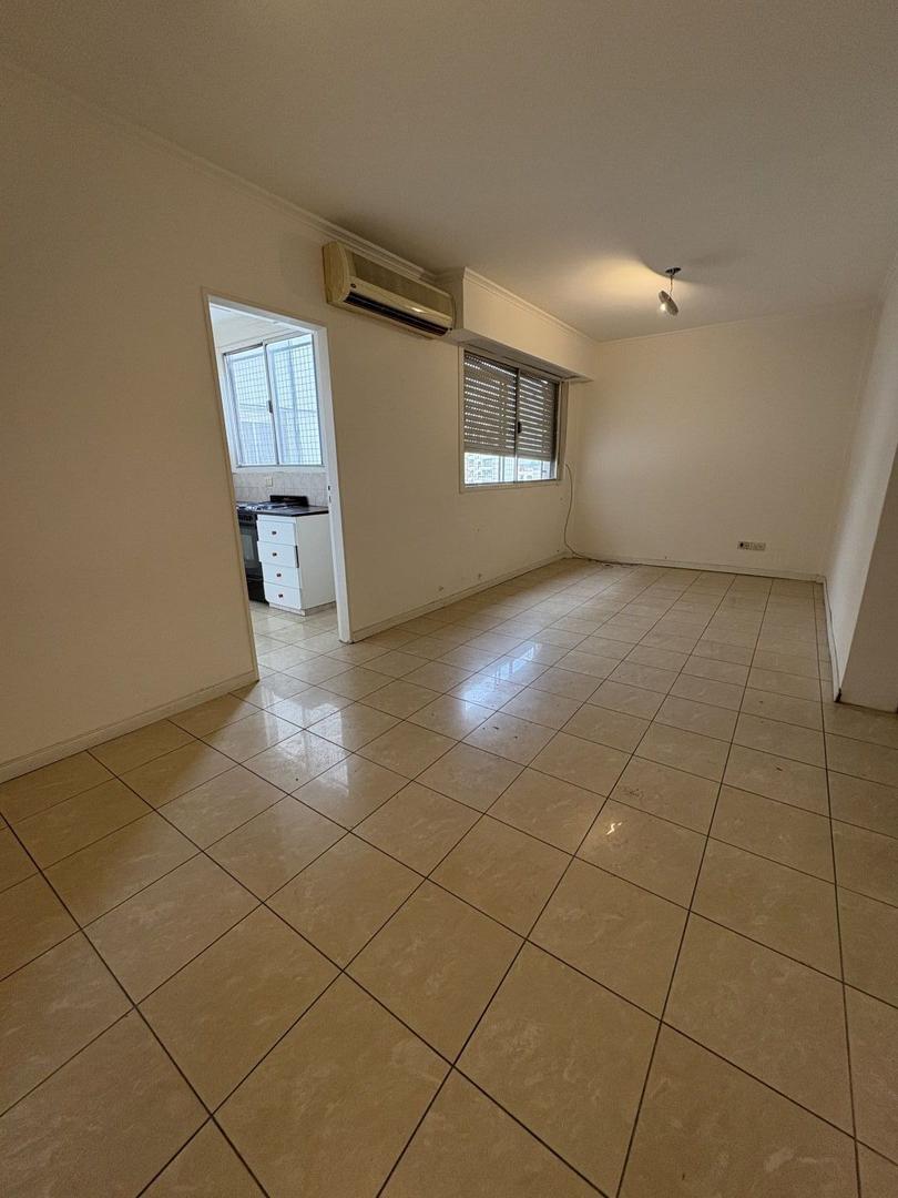 Departamento en Alquiler en Lanus Oeste, $ 550.000