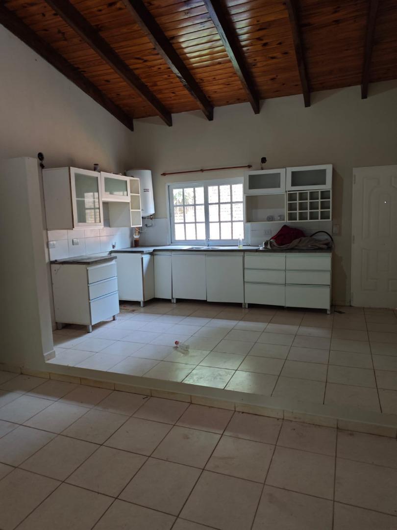 Casa en Alquiler de 3 dormitorios