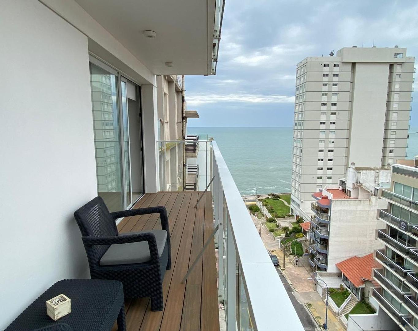 Semi-Piso de 4 ambientes con vista al mar