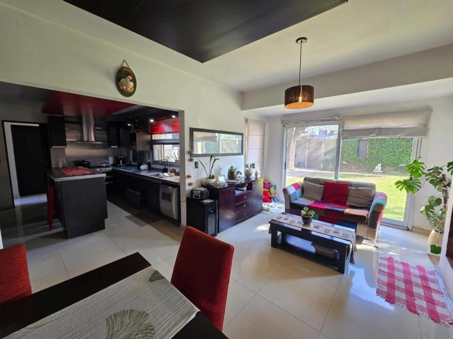 Casa en Venta en Ciudad Jardin del Palomar, USD 420.000