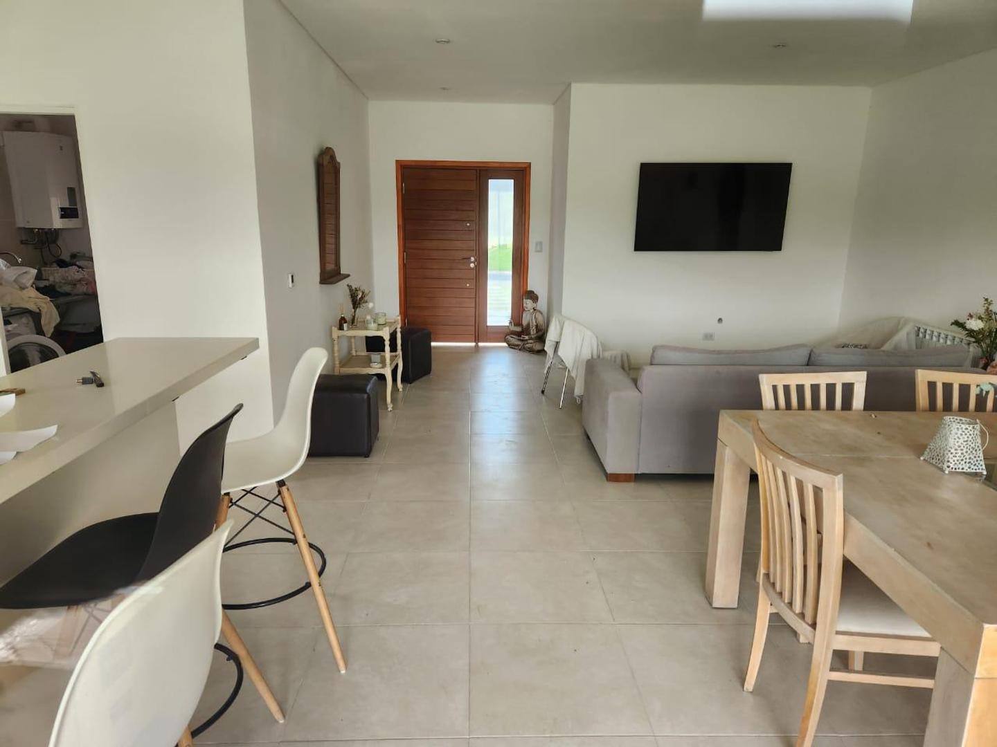 Casa en Alquiler en San Sebastian, USD 1.000