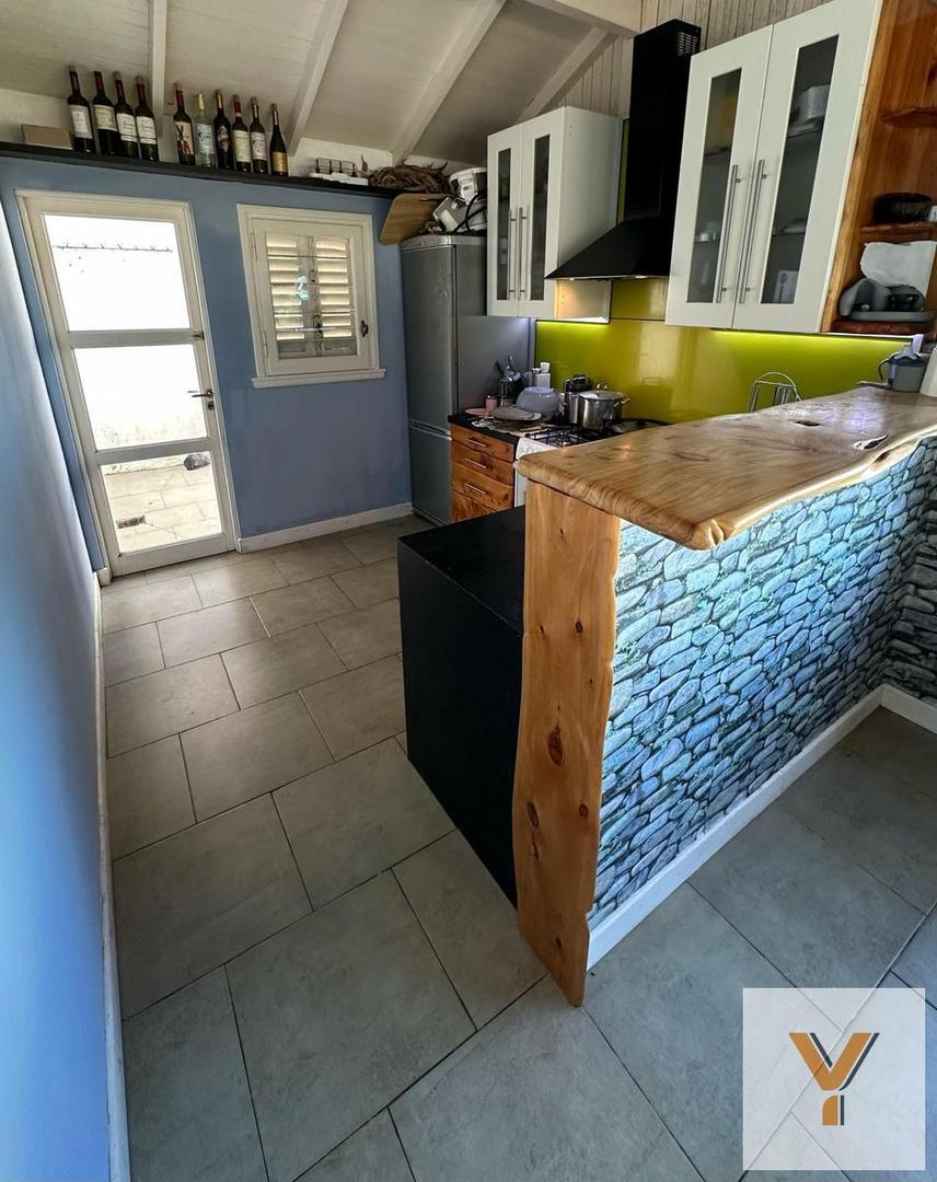 Casa 5 ambientes con 1 baño