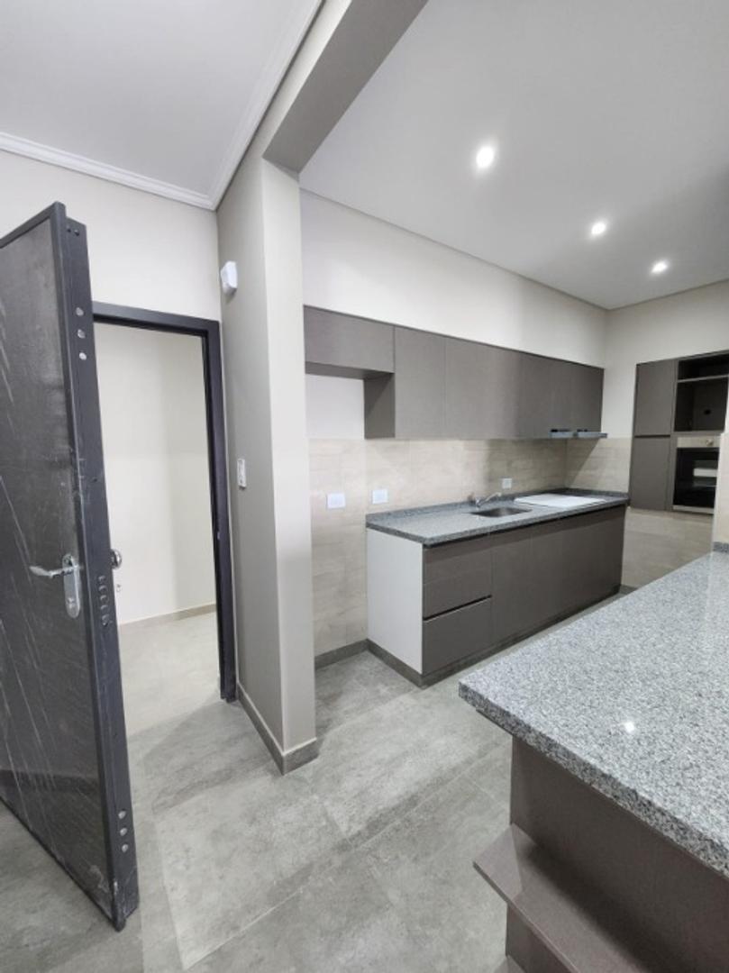 Departamento en Venta en Villa Dominico, USD 102.800