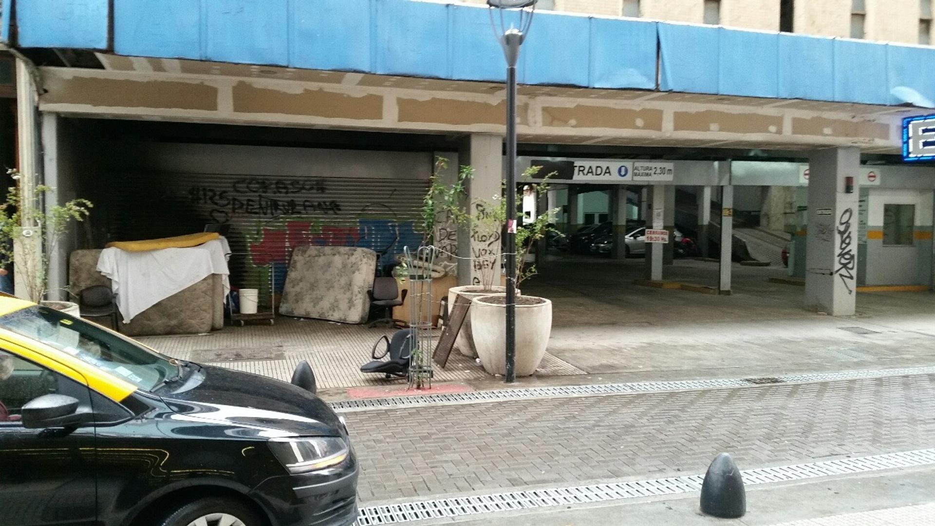 Galpon en Venta en San Nicolás, USD 3.900.000