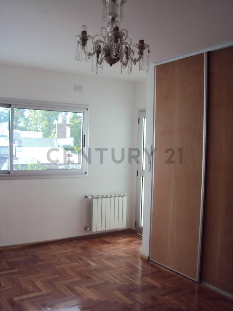 117 e/ 527 y 528 , Piso 0