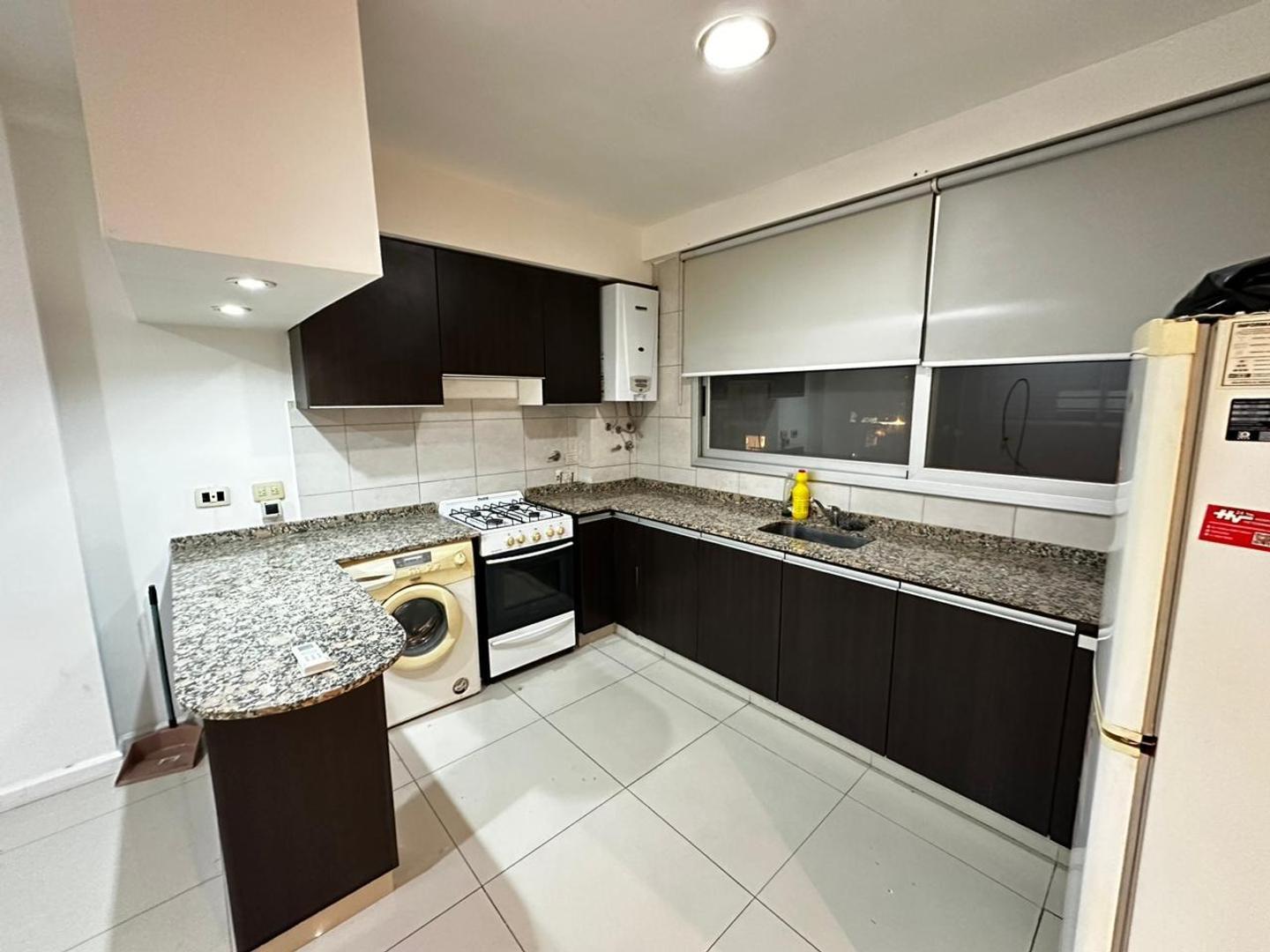 Rondeau 2400, Piso 4