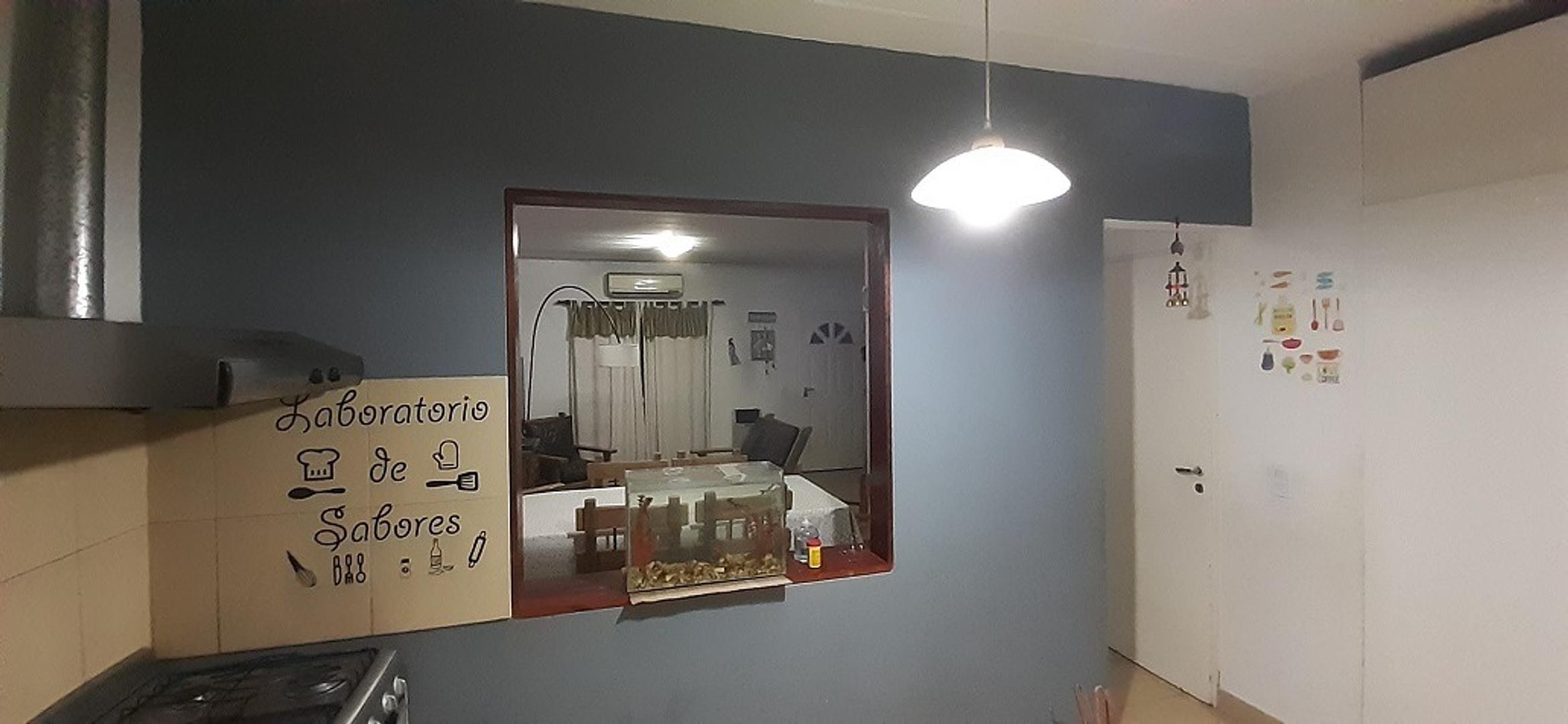 Departamento 4 ambientes con 2 baños