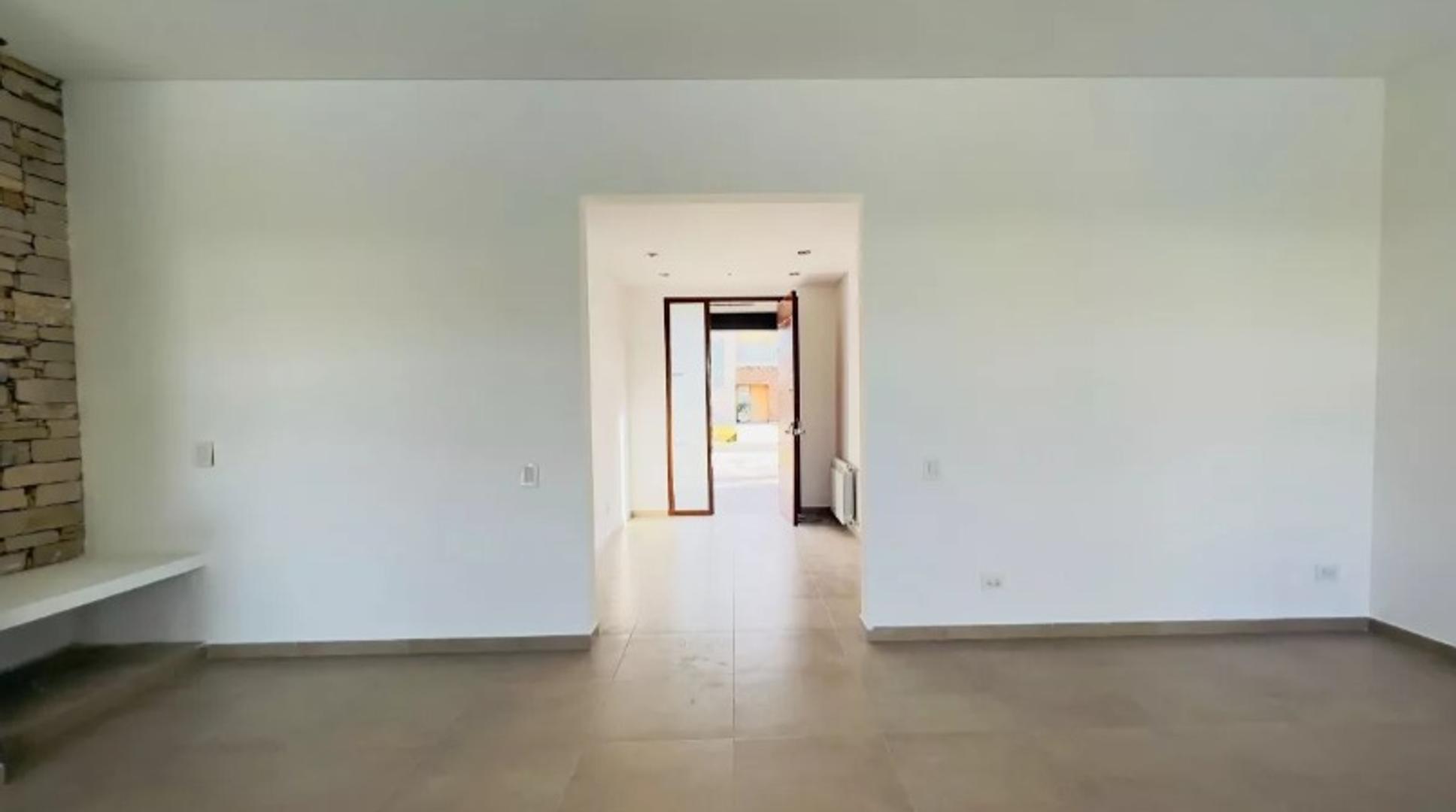 Casa en Venta en Santa Ana, USD 320.000
