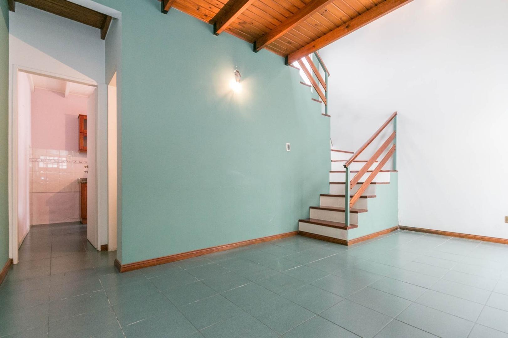 DEPTO T/CASA EN VENTA PIRAN AL 200 WILDE