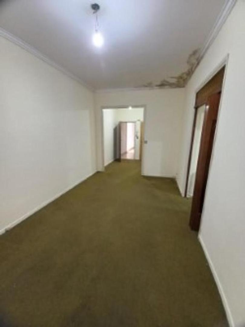 VENTA 4 AMBIENTES OPORTUNIDAD .VALENTIN GOMEZ 3000