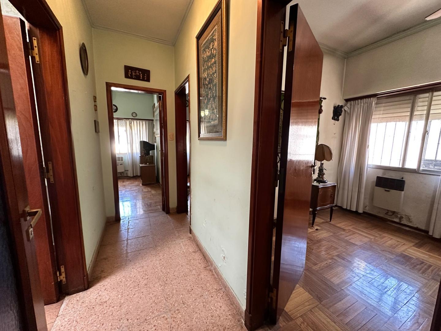 Casa 4 ambientes con 4 baños