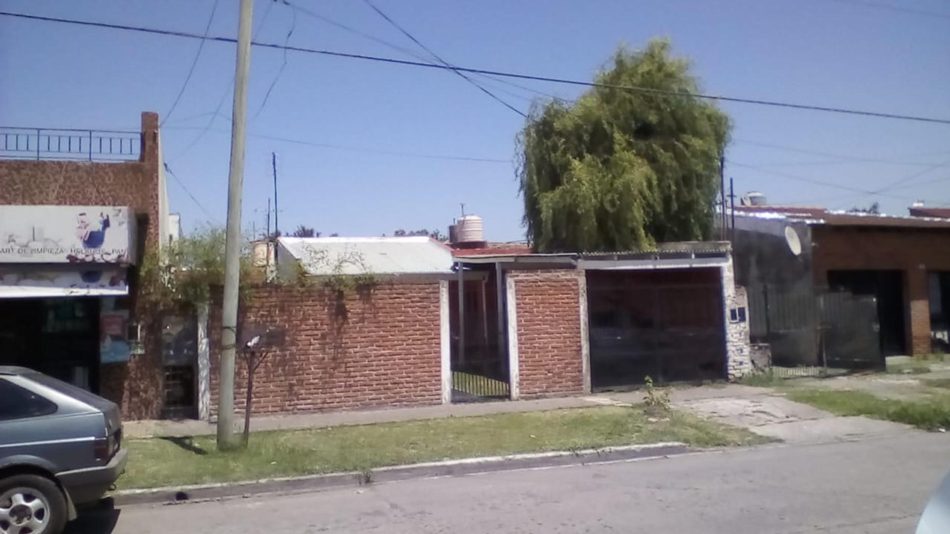 Casa para 2 familias en venta