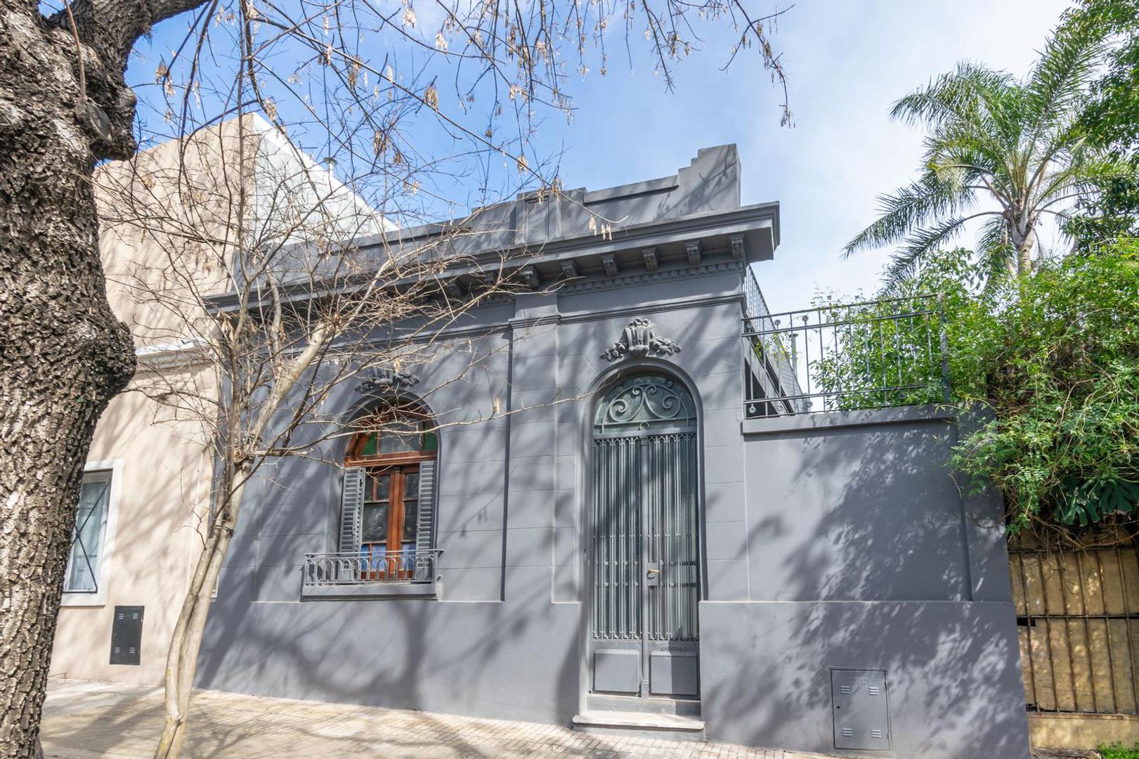 EXCELENTE CASA RECICLADA - 4 AMBIENTES - PATIO - TERRAZA - BELGRANO R