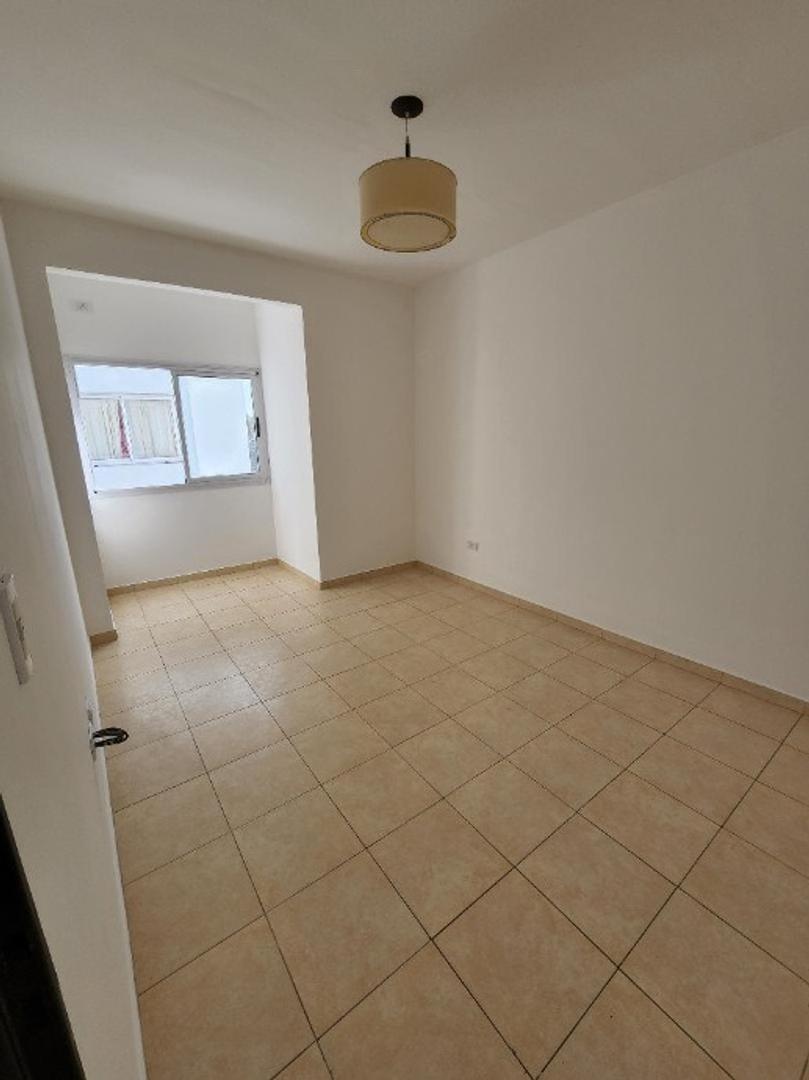 Departamento en Venta en Villa Dominico, USD 47.000