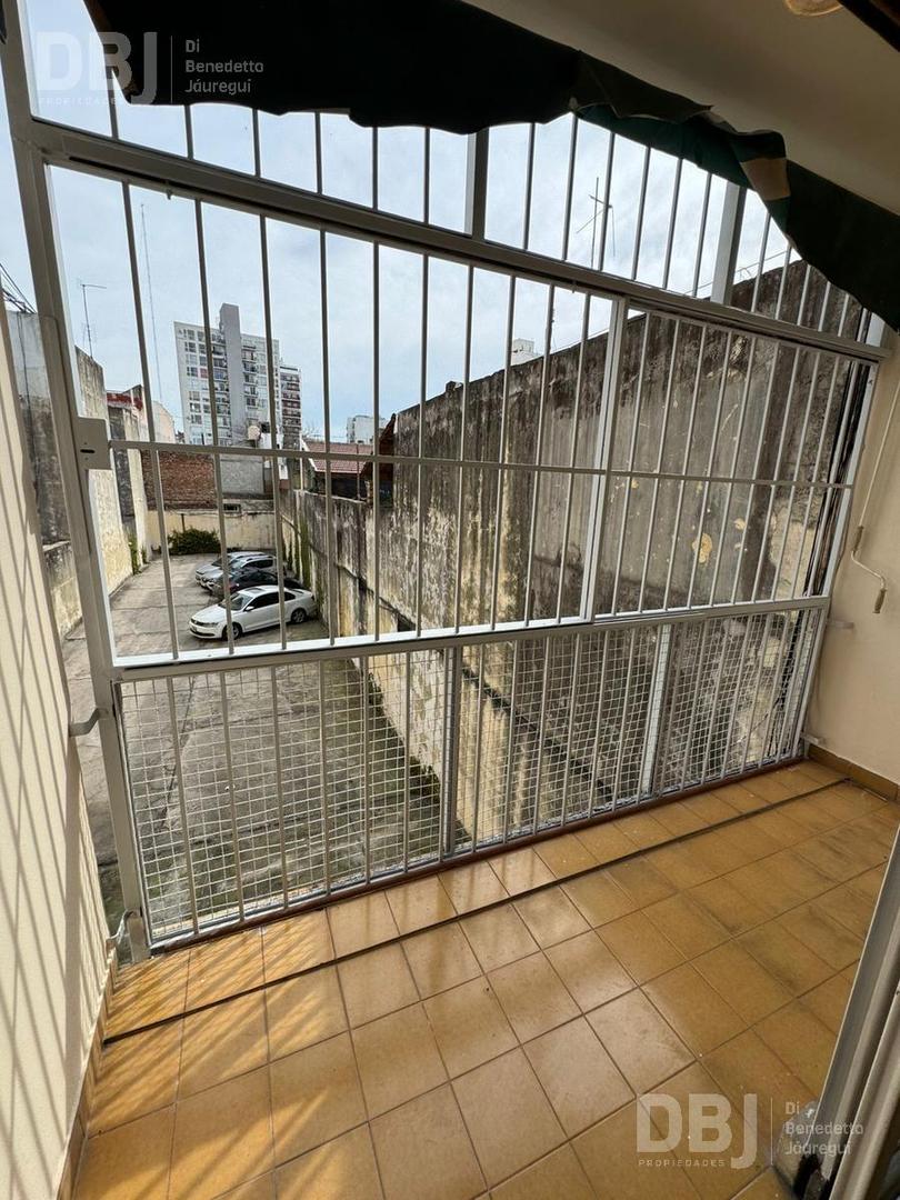 Departamento en Alquiler con 1 cochera