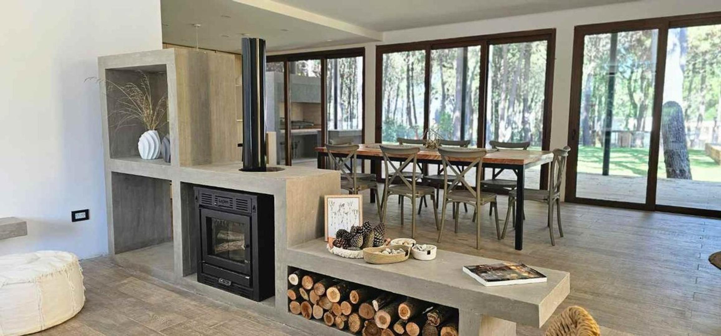 Casa 5 ambientes con 3 baños